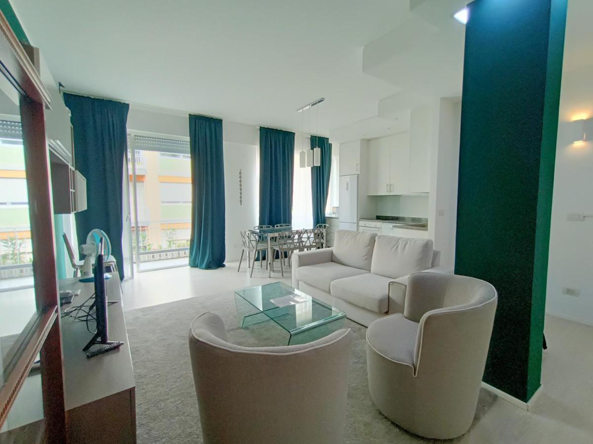 Apartamento Joivy Elegant Flat For 6 With 2 Balconies Milán Exterior foto