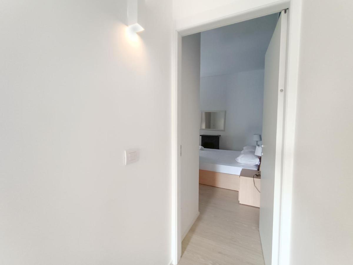 Apartamento Joivy Elegant Flat For 6 With 2 Balconies Milán Exterior foto