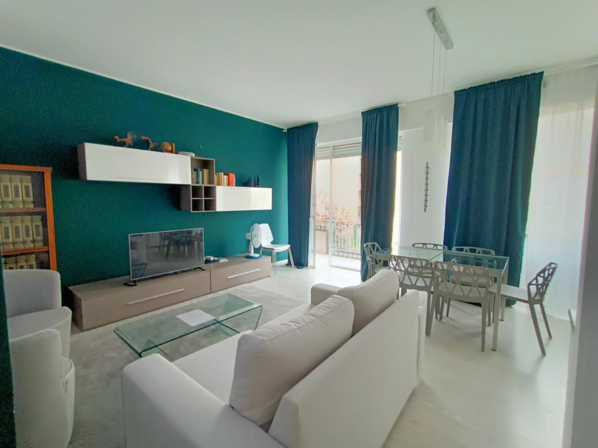 Apartamento Joivy Elegant Flat For 6 With 2 Balconies Milán Exterior foto