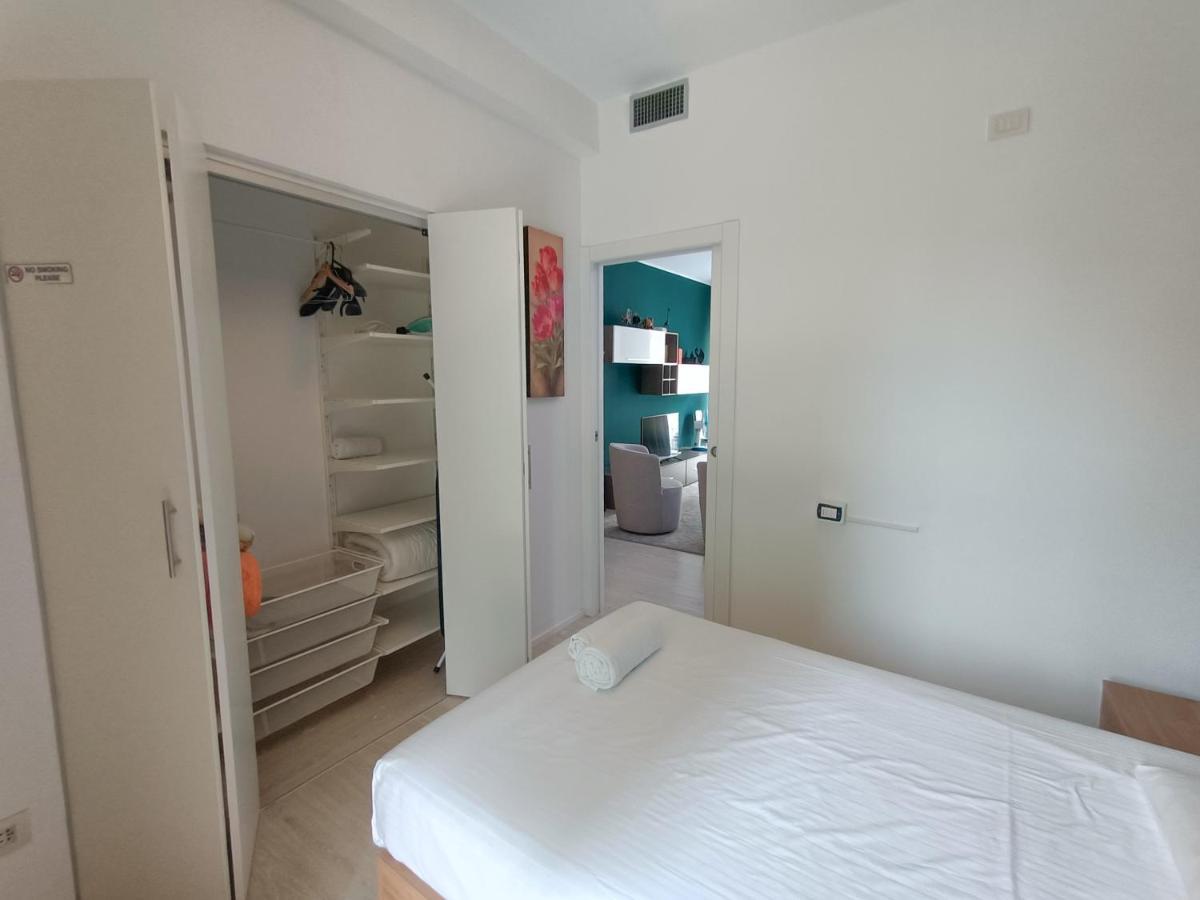 Apartamento Joivy Elegant Flat For 6 With 2 Balconies Milán Exterior foto